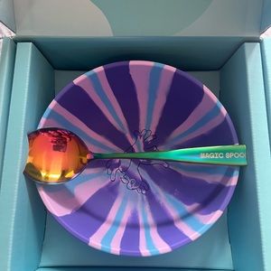 Magic Spoon Parrot Bowl